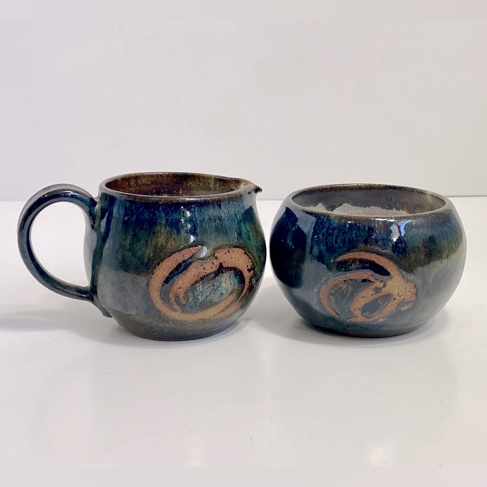 Studio Art Pottery Earthenware Creamer and Sugar Drip Glaze Signed Swan 1975